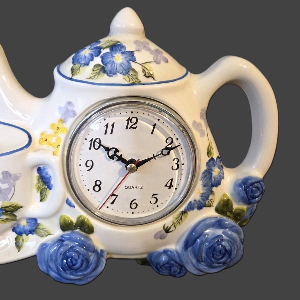 Vintage Ceramic Wall Clock with Blue Flowers - Teapot, Cup, Saucer - Picture 4 of 5